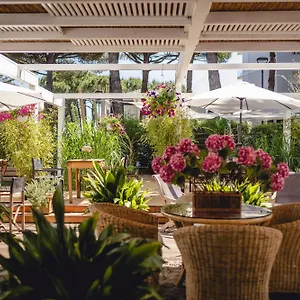 Hotel Saraceno With Private, Milano Marittima